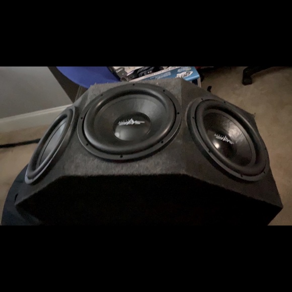 3 12s skar audio - Picture 1 of 1